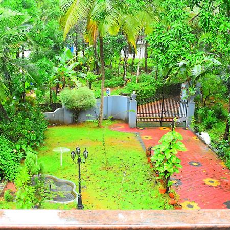 Ben'S Villa Kannur ! Dış mekan fotoğraf