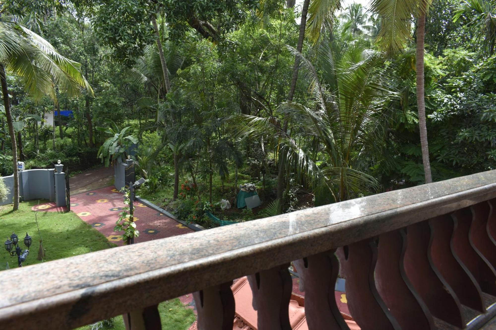 Ben'S Villa Kannur ! Dış mekan fotoğraf